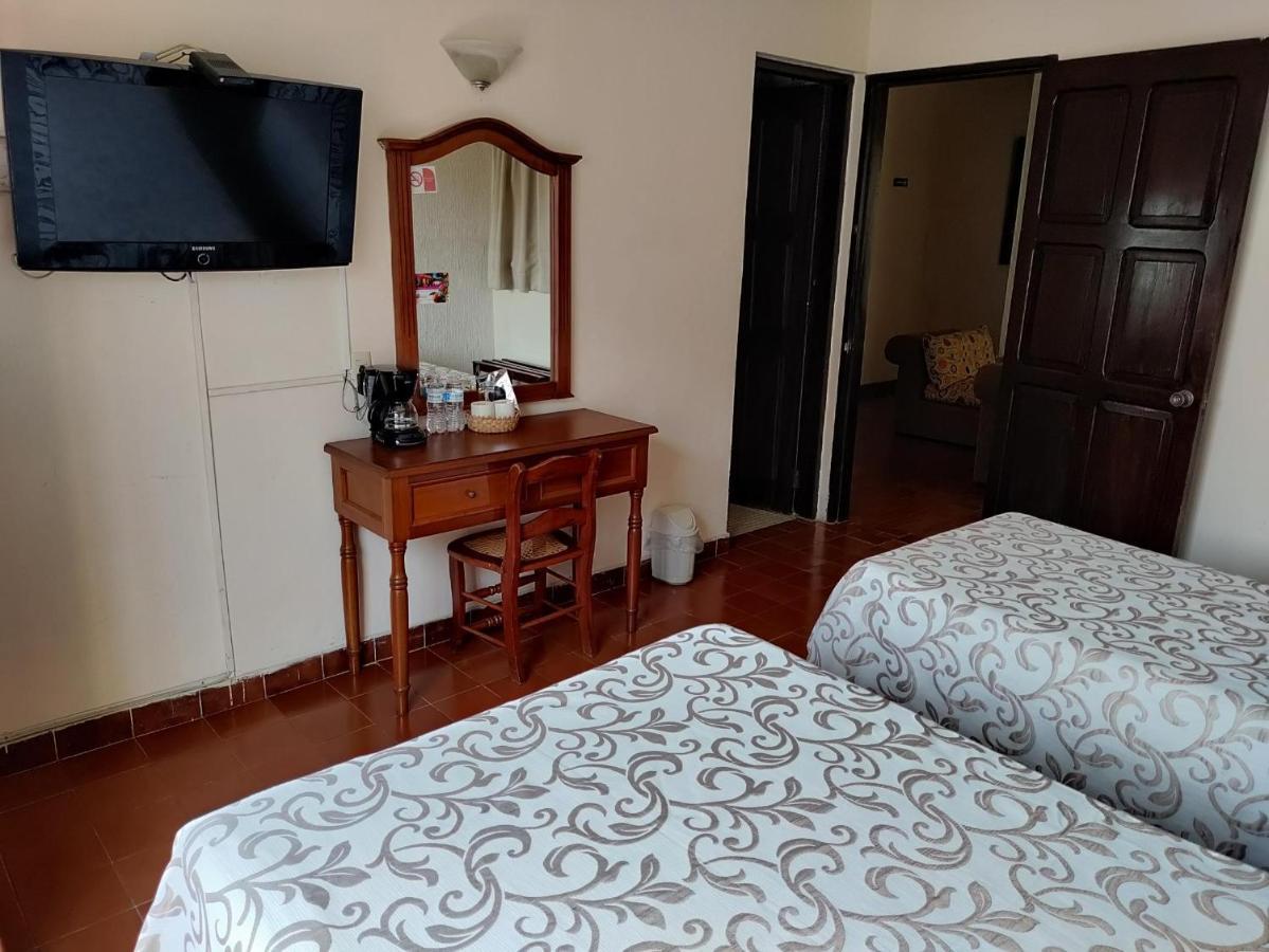Hotel Posada Dona Lala Tlacotalpan Kültér fotó