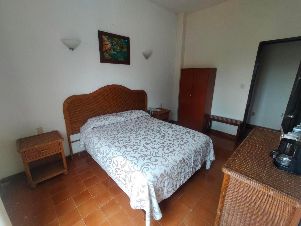 Hotel Posada Dona Lala Tlacotalpan Kültér fotó