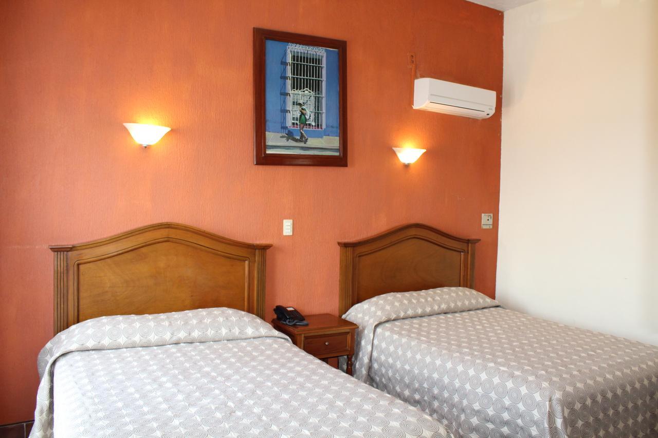 Hotel Posada Dona Lala Tlacotalpan Kültér fotó