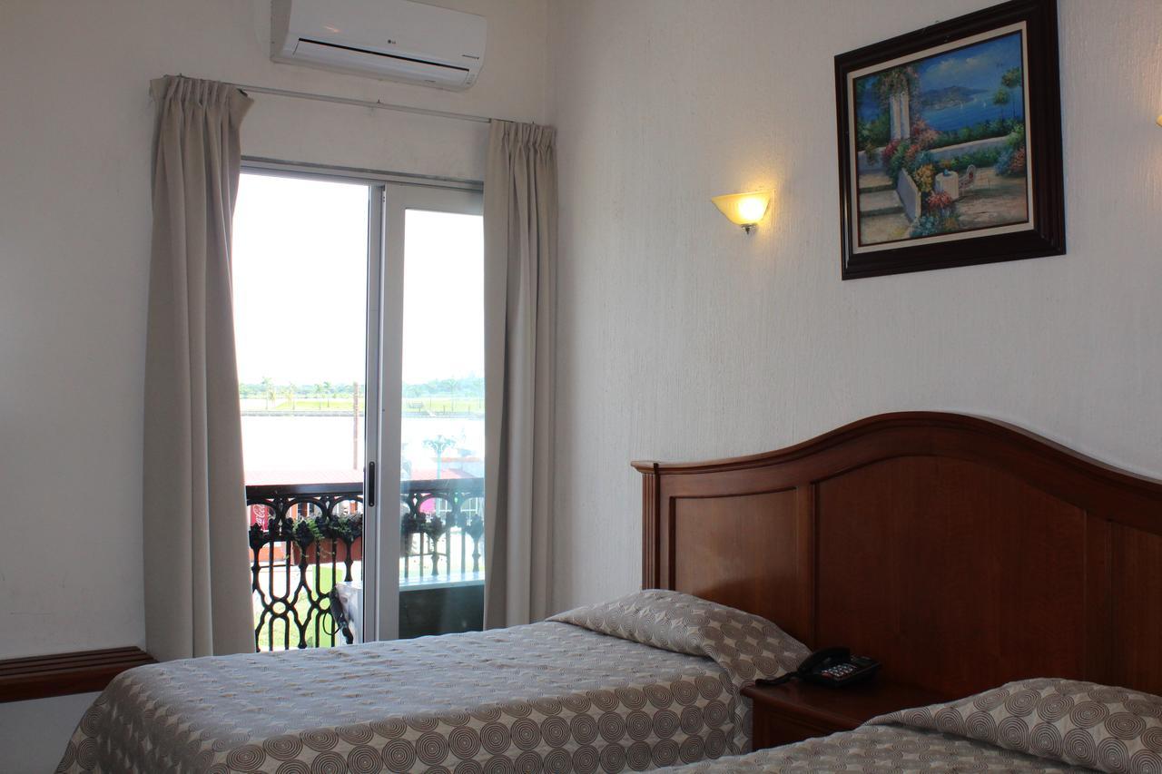 Hotel Posada Dona Lala Tlacotalpan Kültér fotó